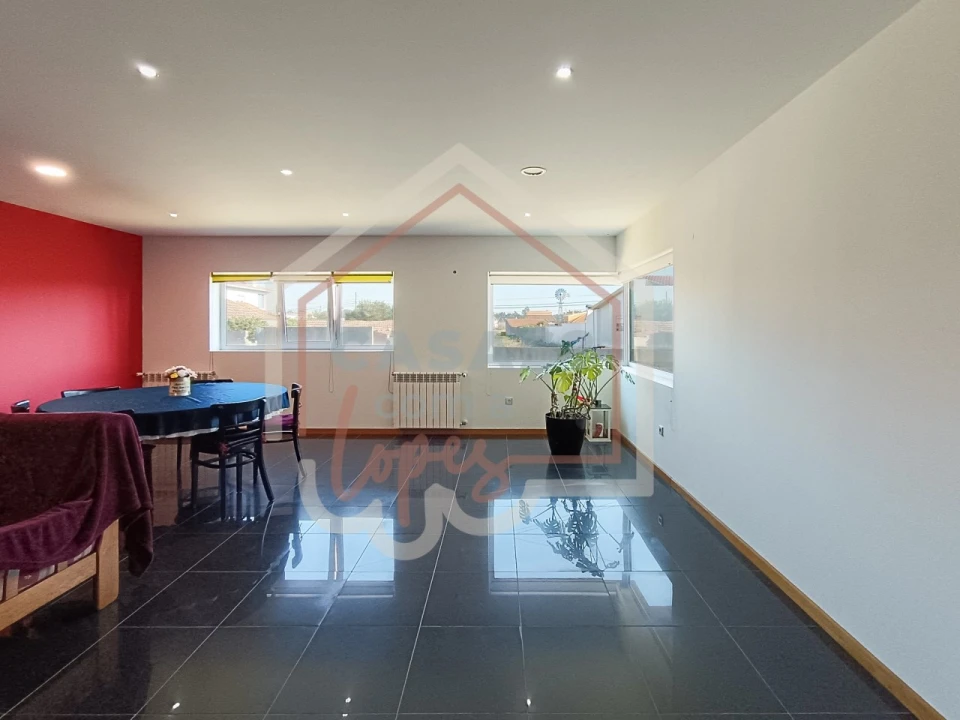 Moradia T4 para Venda em Gafanha da Encarnação Foto 10