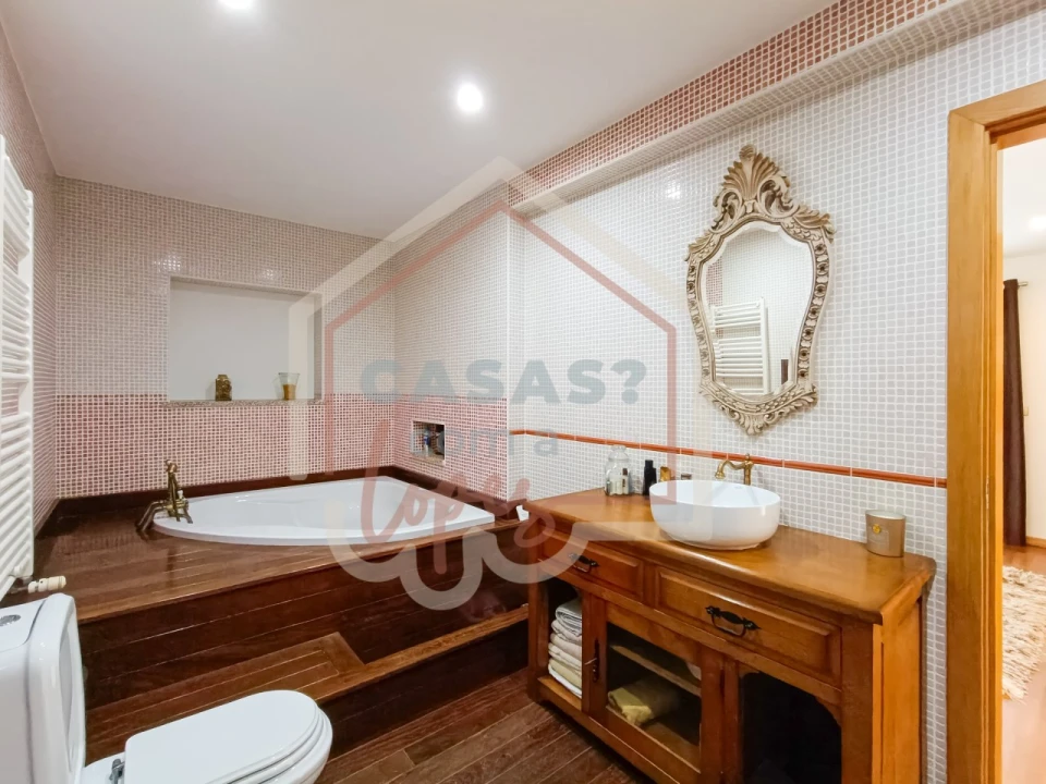 Moradia T4 para Venda em Gafanha da Encarnação Foto 16