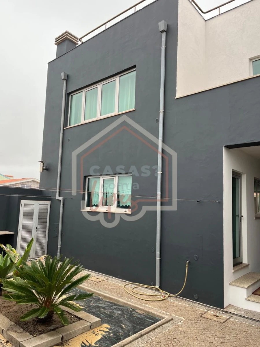 Moradia T4 para Venda em Gafanha da Encarnação Foto 22