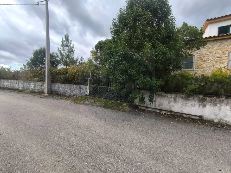 Moradia T3 para Venda em Envendos Foto 21