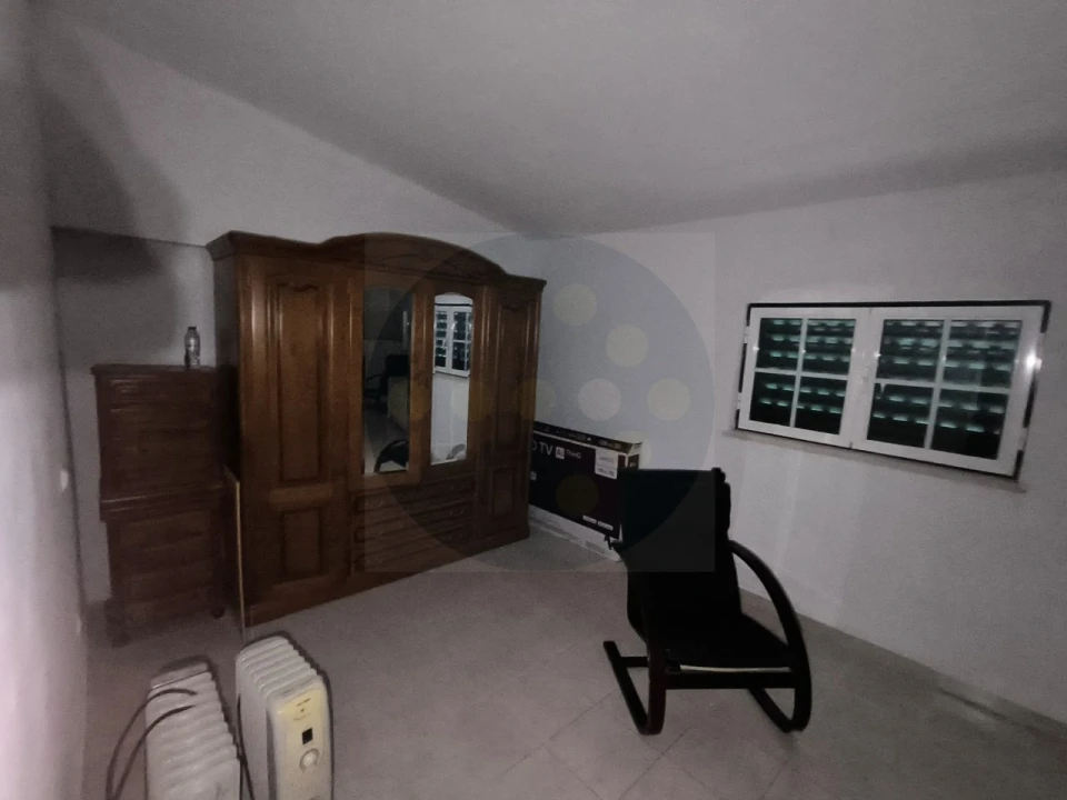 Moradia T3 para Venda em Envendos Foto 14