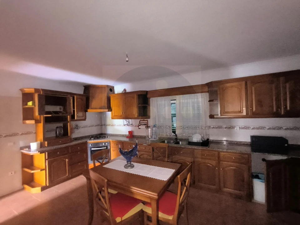 Moradia T3 para Venda em Envendos Foto 3