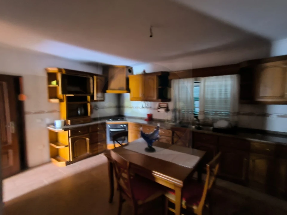 Moradia T3 para Venda em Envendos Foto 5