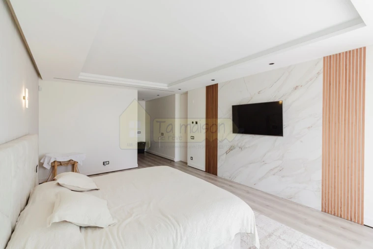 Moradia T4 para Venda em Almancil Foto 12