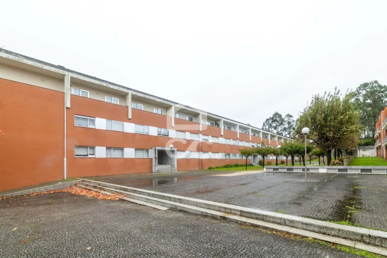 Apartamento T2 para Venda em Castêlo da Maia Foto 28