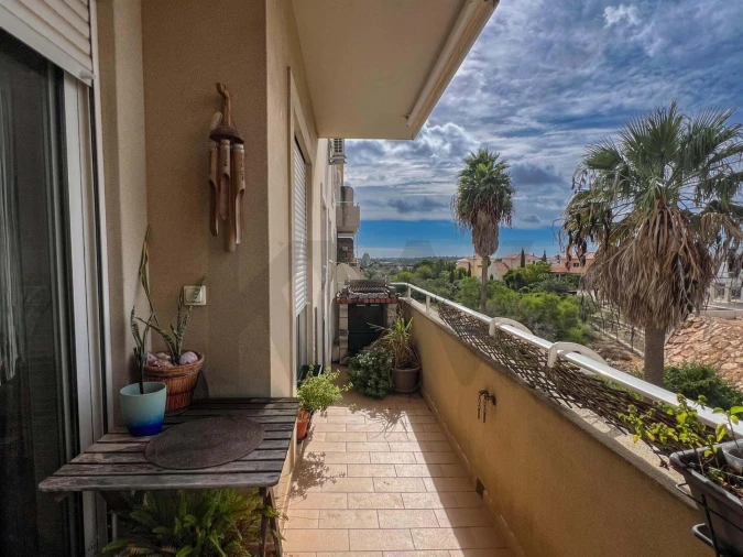 Apartamento T2 para Venda em Quelfes Foto 27