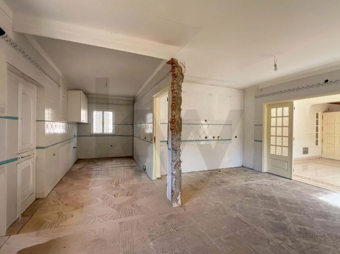 Moradia T4 para Venda em Santa Barbara de Nexe Foto 31