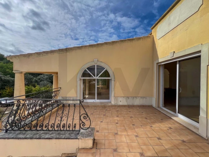 Moradia T4 para Venda em Santa Barbara de Nexe Foto 10