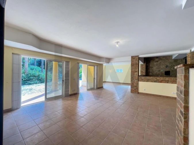 Moradia T4 para Venda em Santa Barbara de Nexe Foto 68