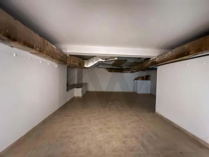 Moradia T4 para Venda em Santa Barbara de Nexe Foto 72