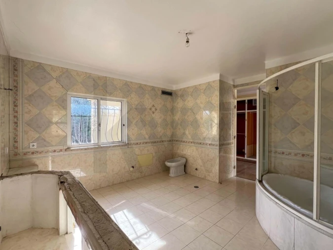 Moradia T4 para Venda em Santa Barbara de Nexe Foto 56