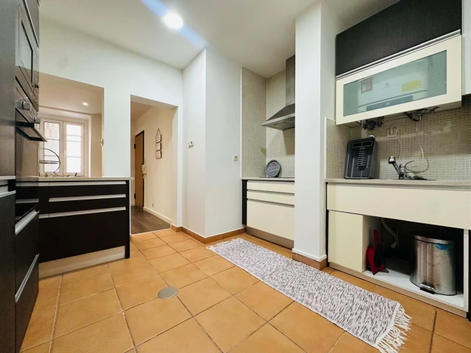 Apartamento T2 para Venda em Arroios Foto 6