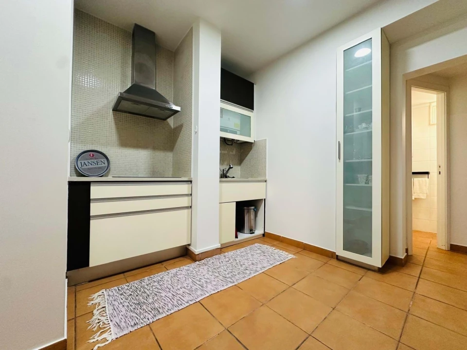 Apartamento T2 para Venda em Arroios Foto 5