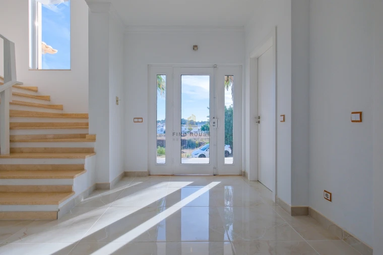 Moradia T4 para Venda em Castro Marim Foto 9