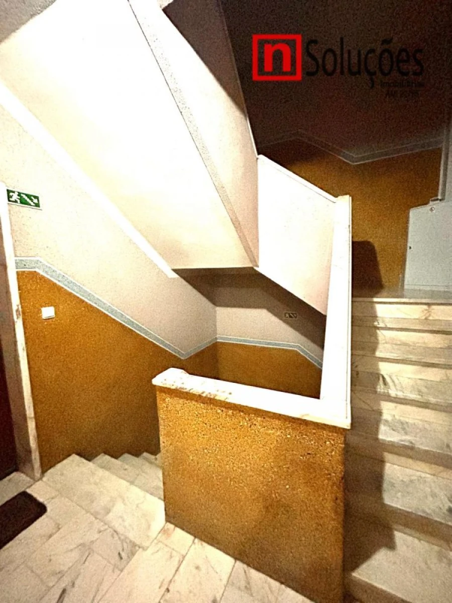 Apartamento T2 para Venda em Póvoa de Santa Iria e Forte da Casa Foto 29