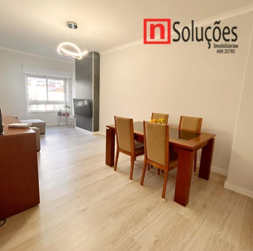 Apartamento T2 para Venda em Póvoa de Santa Iria e Forte da Casa Foto 6