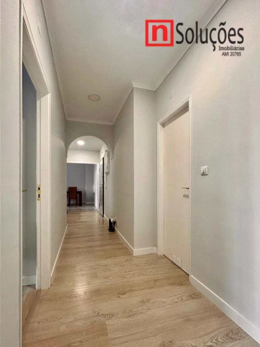 Apartamento T2 para Venda em Póvoa de Santa Iria e Forte da Casa Foto 10