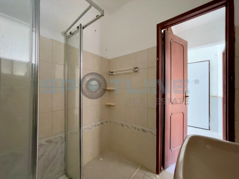 Apartamento T2 para Venda em Agualva e Mira-Sintra Foto 34