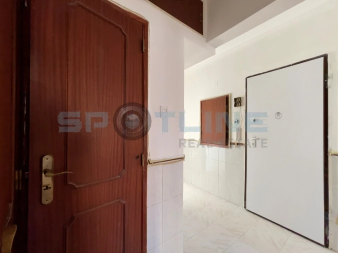 Apartamento T2 para Venda em Agualva e Mira-Sintra Foto 4