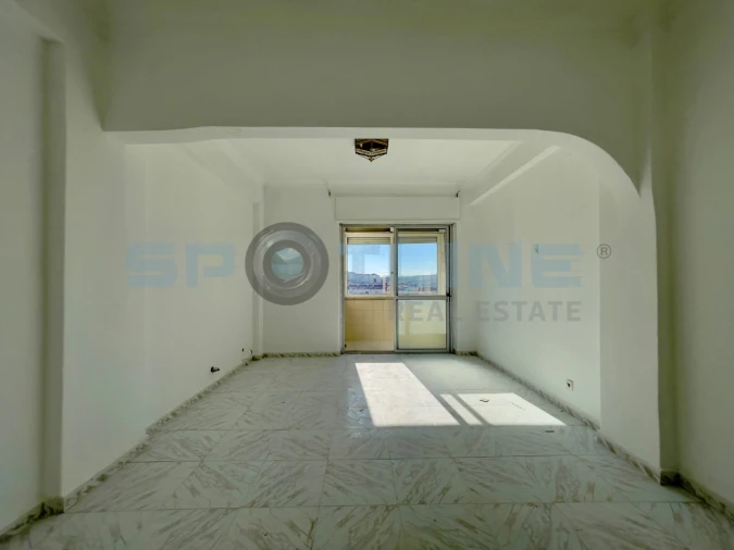 Apartamento T2 para Venda em Agualva e Mira-Sintra Foto 9