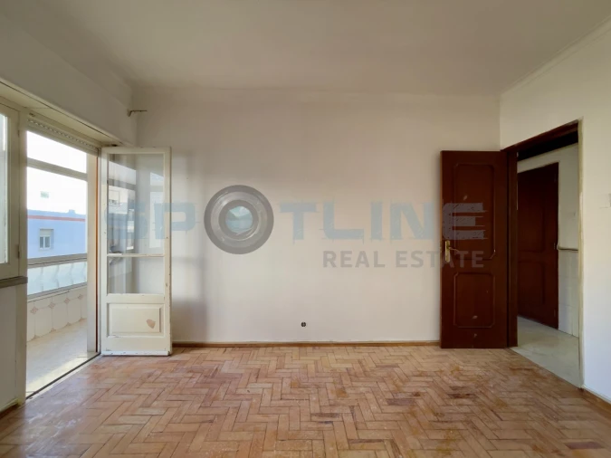 Apartamento T2 para Venda em Agualva e Mira-Sintra Foto 21