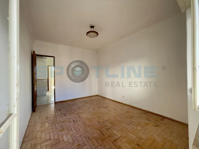 Apartamento T2 para Venda em Agualva e Mira-Sintra Foto 23