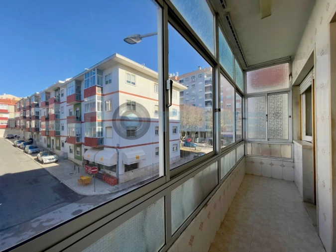 Apartamento T2 para Venda em Agualva e Mira-Sintra Foto 30