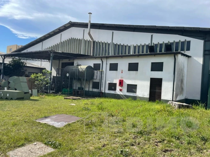 Armazém para Arrendamento em Santa Maria da Feira, Travanca, Sanfins e Espargo Foto 13