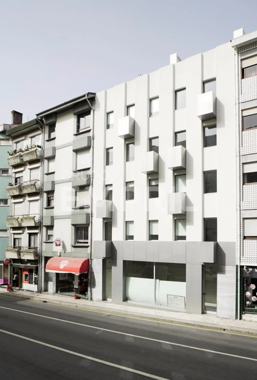 Apartamento T1 para Venda em Cedofeita, Santo Ildefonso, Sé, Miragaia, São Nicolau e Vitória Foto 2