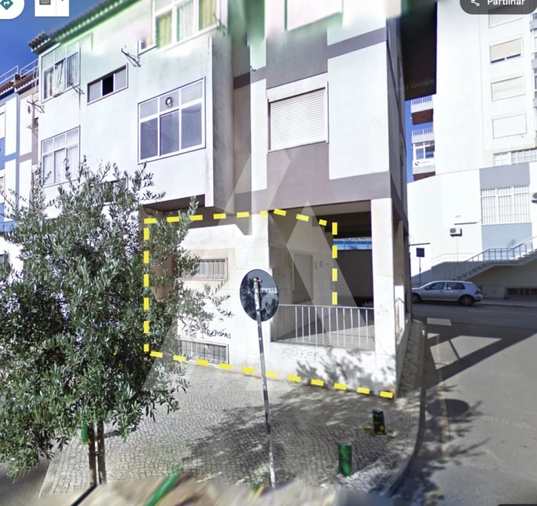 Loja para Venda em Águas Livres Foto 1