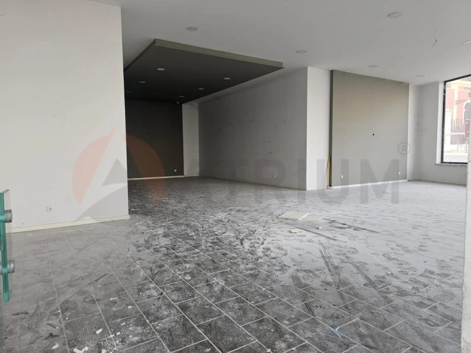 Loja para Arrendamento em União das Freguesias de Setúbal Foto 1