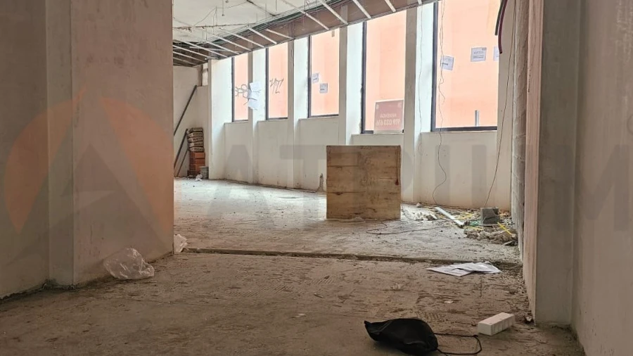Loja para Arrendamento em União das Freguesias de Setúbal