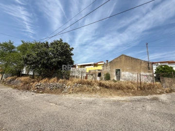 Moradia para Venda em Torres Novas (São Pedro), Lapas e Ribeira Branca