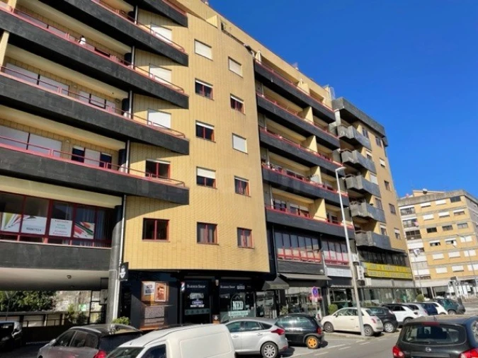 Apartamento T3 para Venda em Vila Nova de Famalicão e Calendário