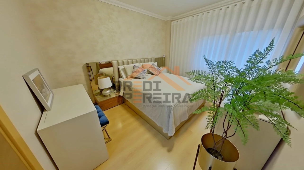 Apartamento T3 para Venda em Odivelas Foto 17