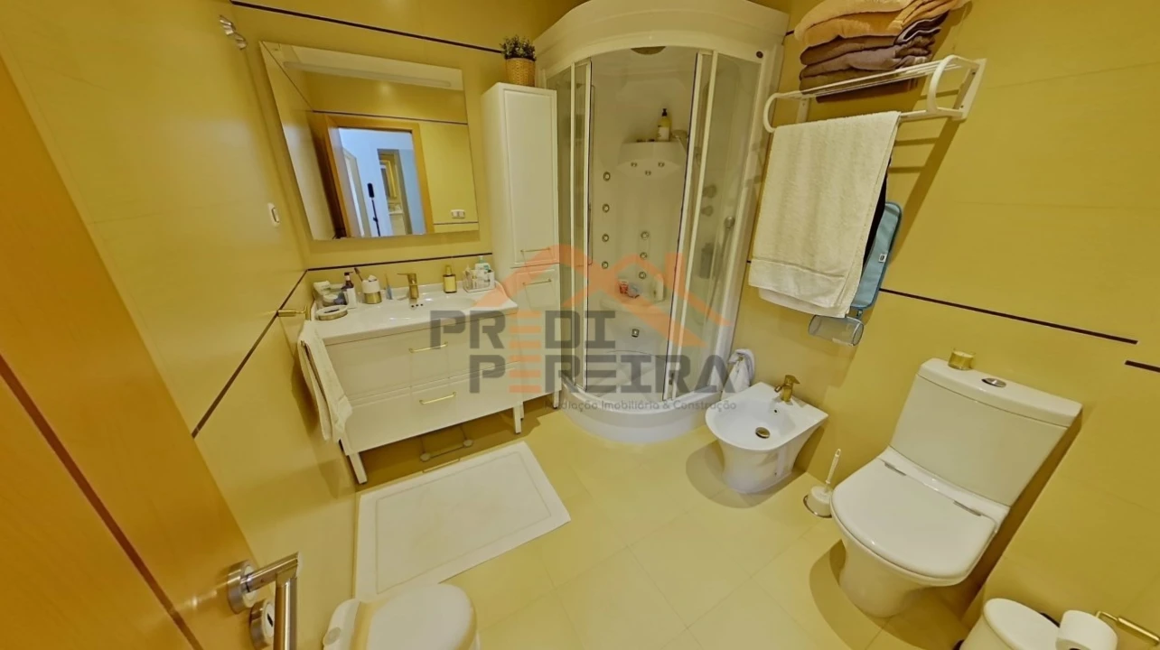 Apartamento T3 para Venda em Odivelas Foto 20