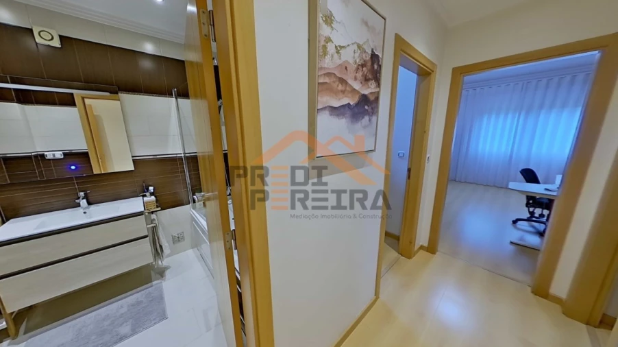 Apartamento T3 para Venda em Odivelas Foto 12
