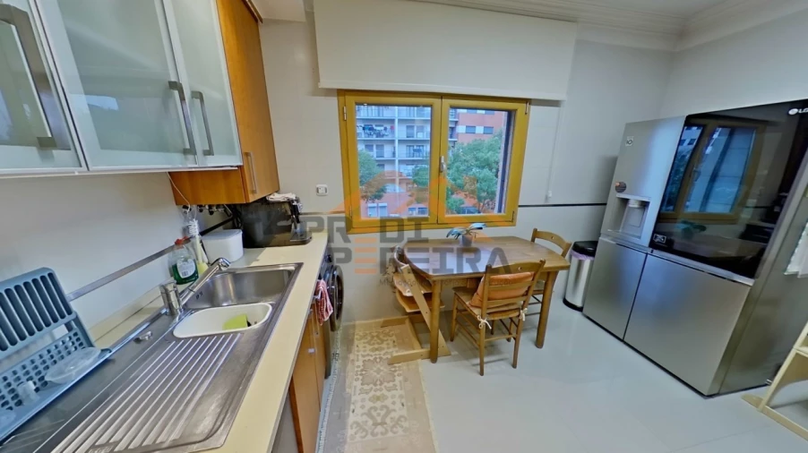 Apartamento T3 para Venda em Odivelas Foto 10