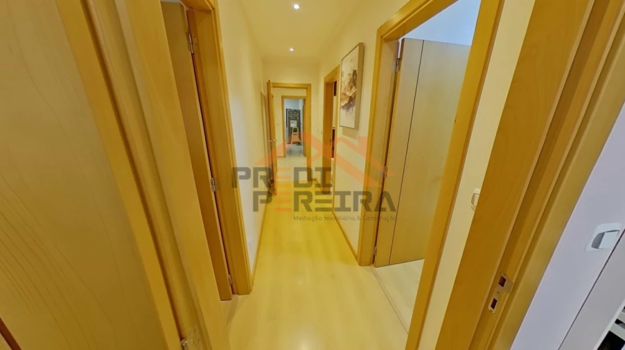 Apartamento T3 para Venda em Odivelas Foto 14