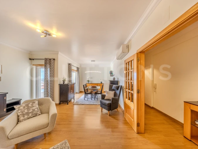 Apartamento T2 para Venda em Armação de Pera Foto 2