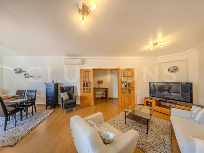 Apartamento T2 para Venda em Armação de Pera Foto 8