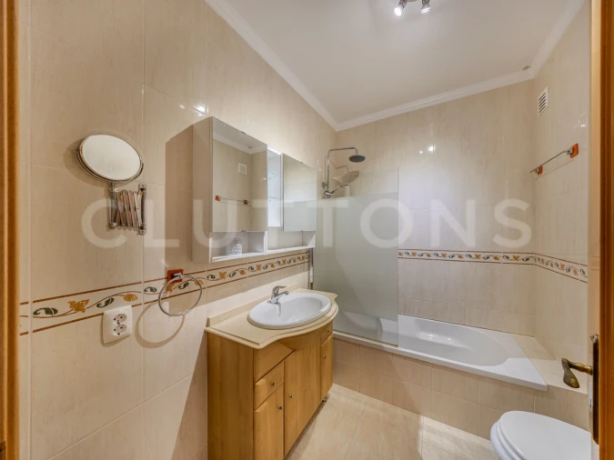 Apartamento T2 para Venda em Armação de Pera Foto 19