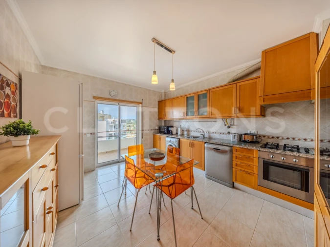 Apartamento T2 para Venda em Armação de Pera Foto 3