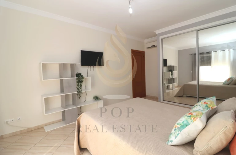 Apartamento T2 para Venda em Olhão Foto 5