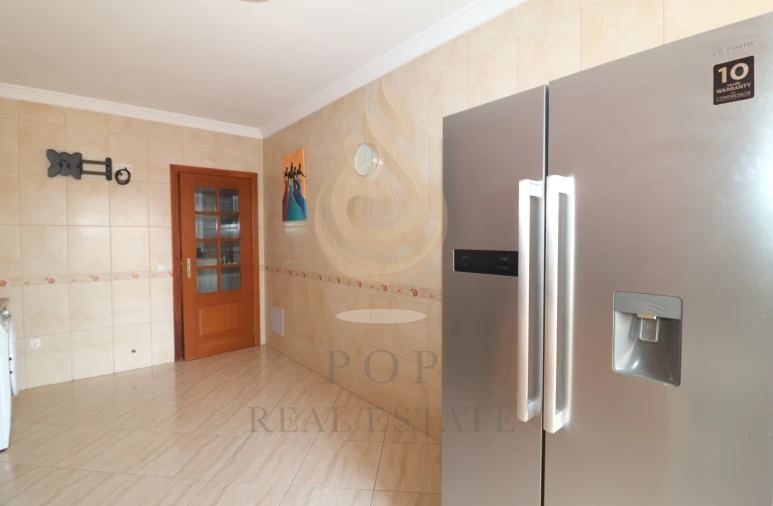 Apartamento T2 para Venda em Olhão Foto 11