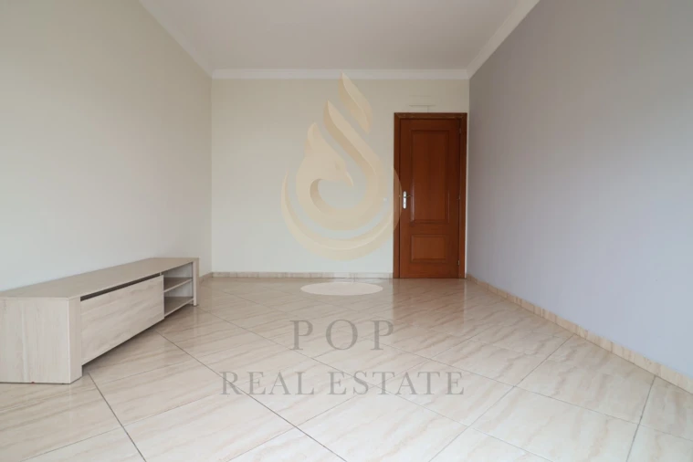 Apartamento T2 para Venda em Olhão Foto 26