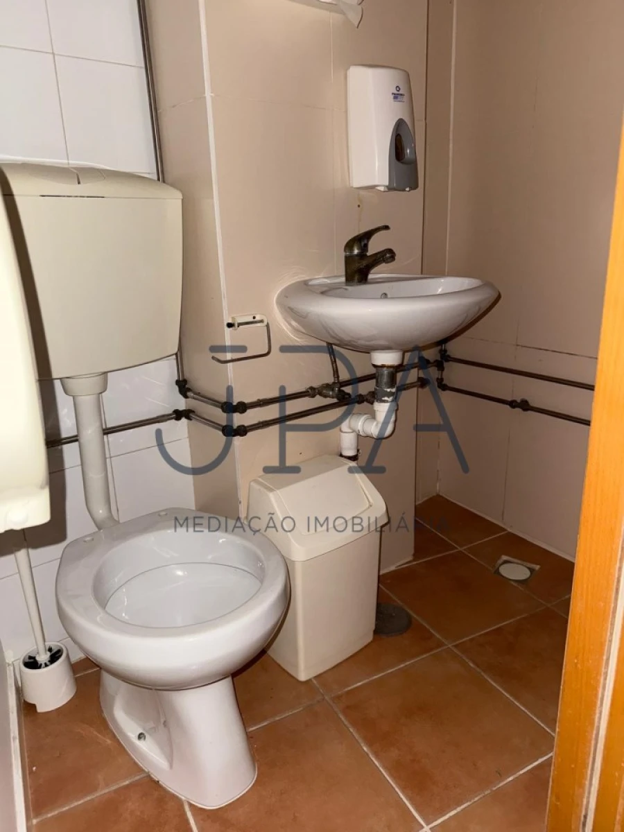 Negócio para Arrendamento em Monte Gordo Foto 16