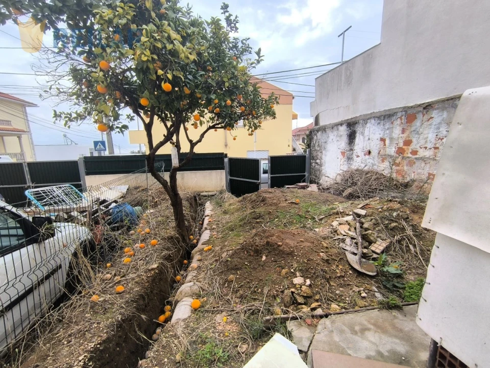 Apartamento T2 para Venda em Santa Iria de Azoia, São João da Talha e Bobadela Foto 28