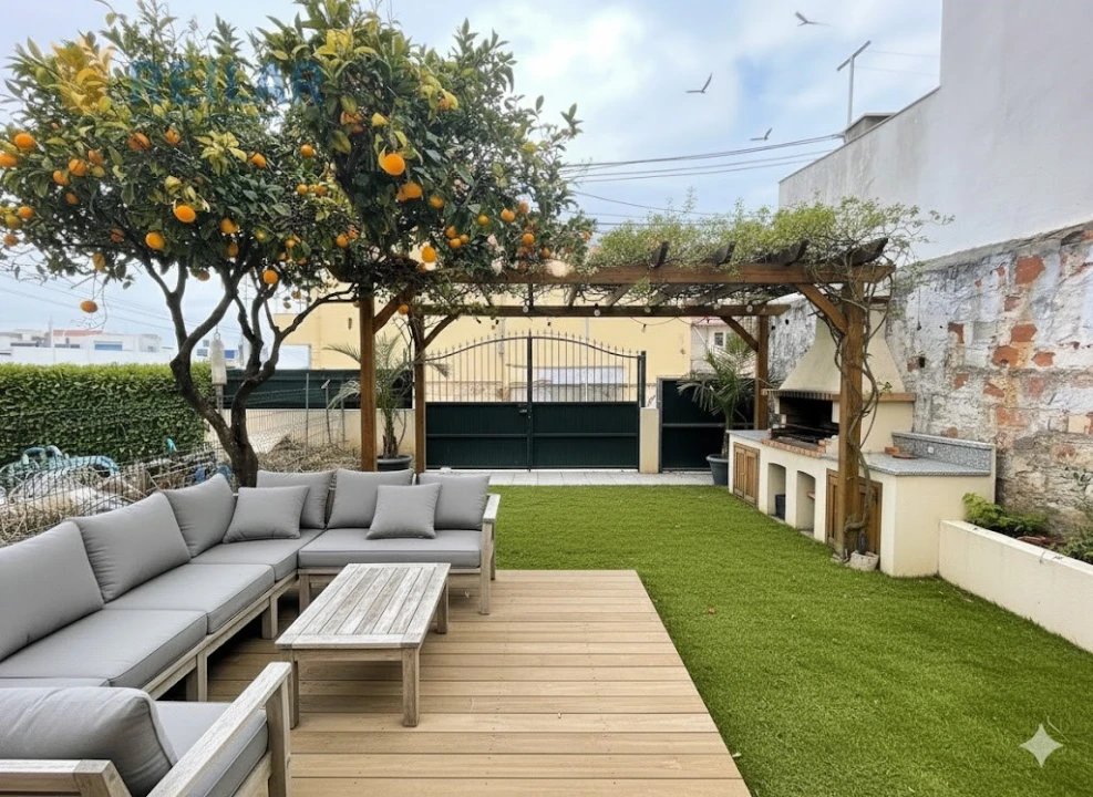 Apartamento T2 para Venda em Santa Iria de Azoia, São João da Talha e Bobadela Foto 2