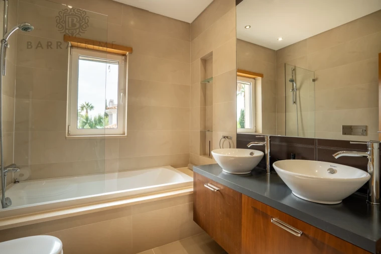 Moradia T5 para Venda em Loule (São Clemente) Foto 17